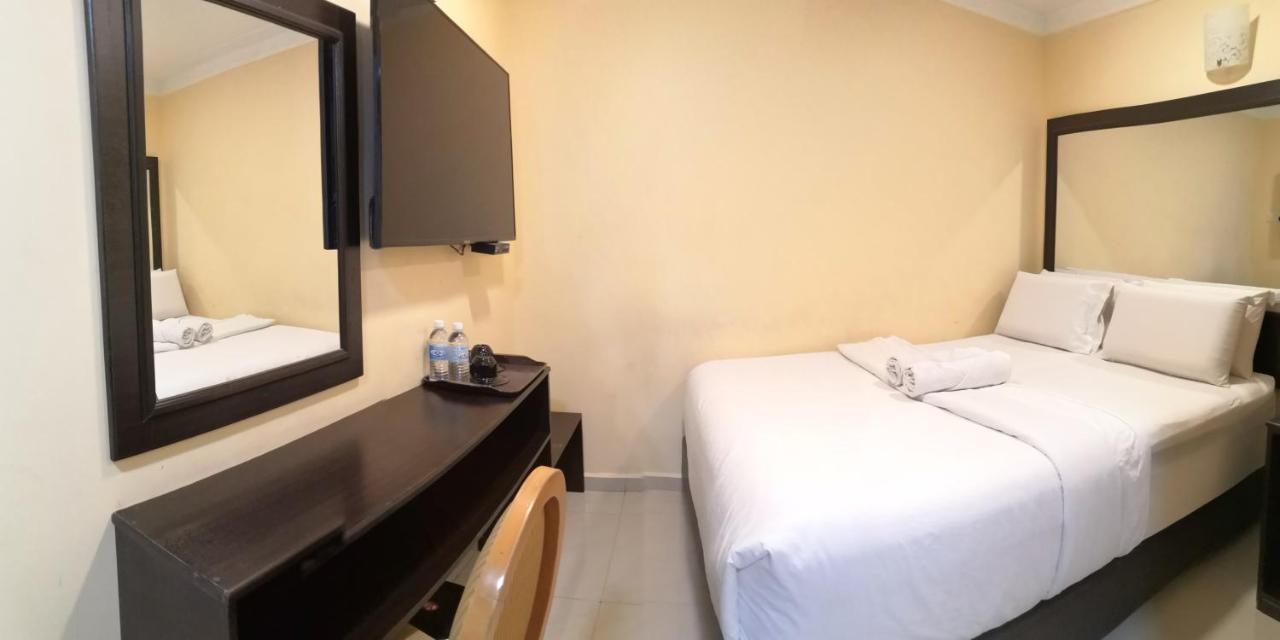 City Times Inn Seri Kembangan Luaran gambar
